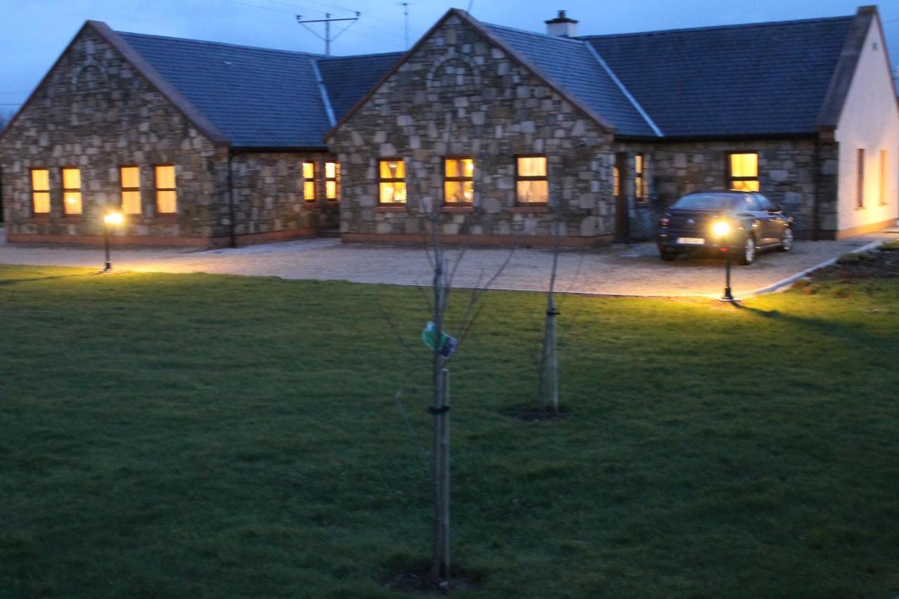 Riverbend Lodge B & B Oughterard Exteriér fotografie