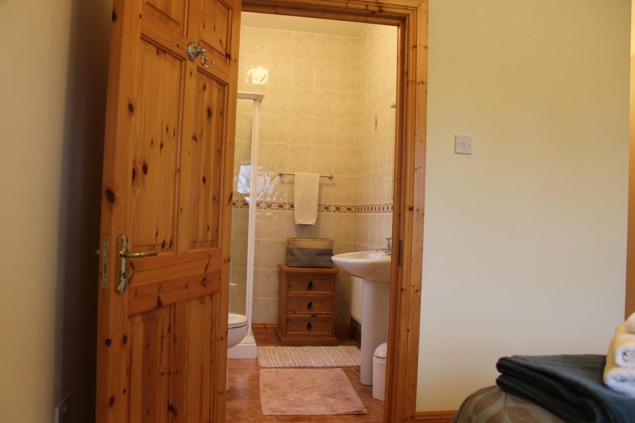 Riverbend Lodge B & B Oughterard Exteriér fotografie