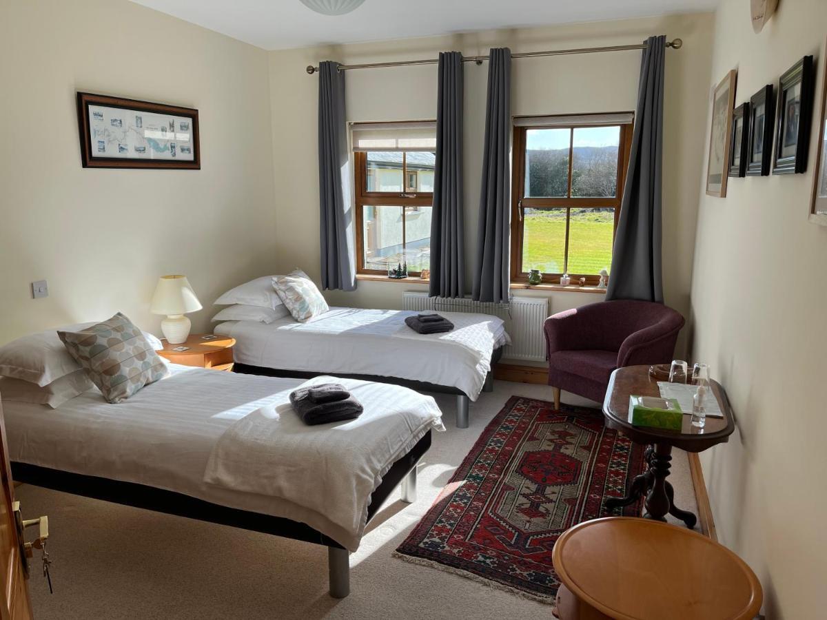 Riverbend Lodge B & B Oughterard Exteriér fotografie